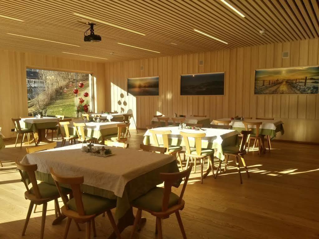 Hotel Familienhotel Adler 3*